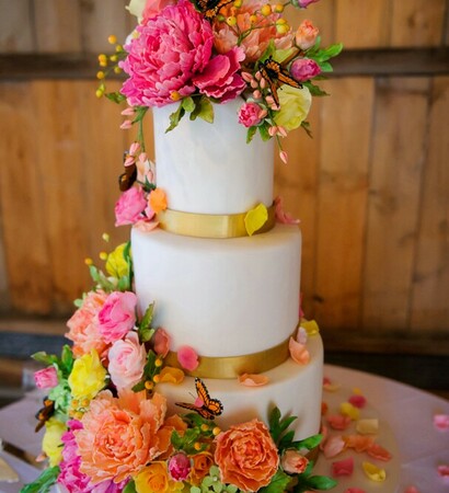 wedding cakes, cooking and roses