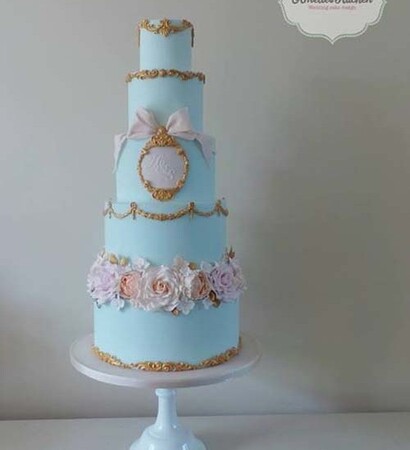 wedding cake, elegant cake and cake with flowers