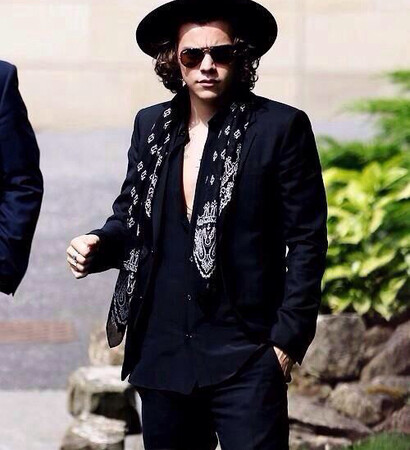 Harry Styles, jay and dan's wedding and one direction