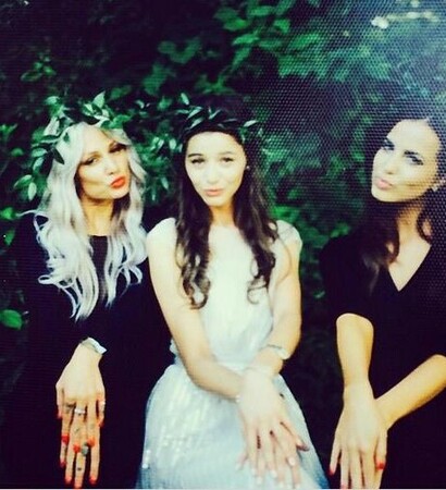one direction, lou tisdale and sophia