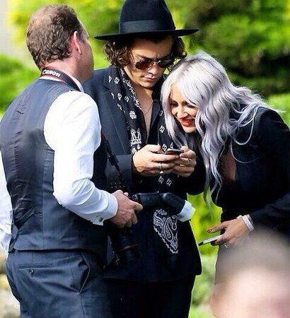 one direction, 1d and Harry Styles