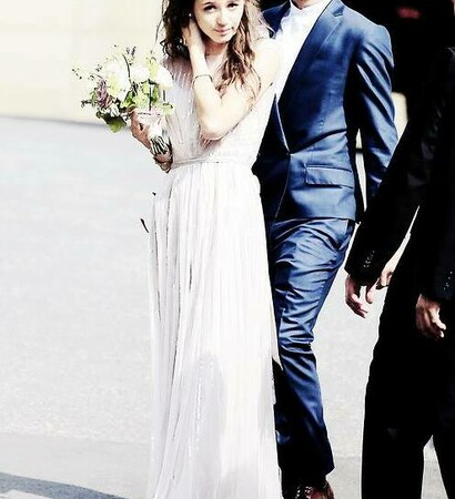 eleanorcalder, onedirection and louistomlison
