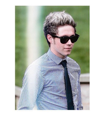 singer, boy band and Hot
