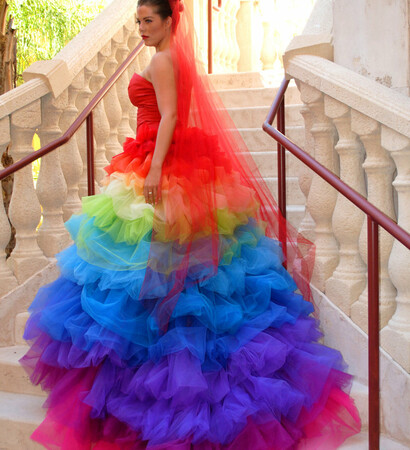 rainbow dress and en