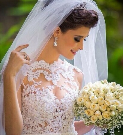 bride, details and make up