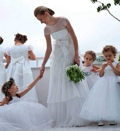 dresses, hairs and bride