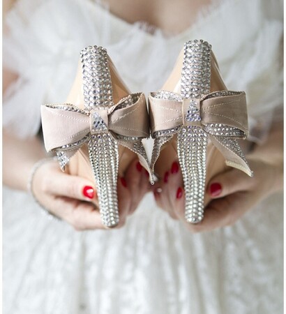 bridal, bride and bows