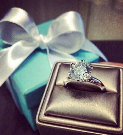 bling, fiance and box