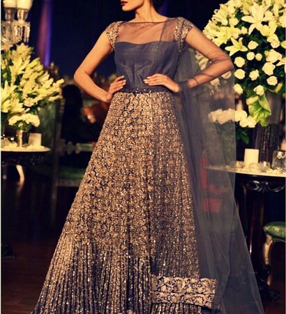 bridal, outfits and manish malhotra