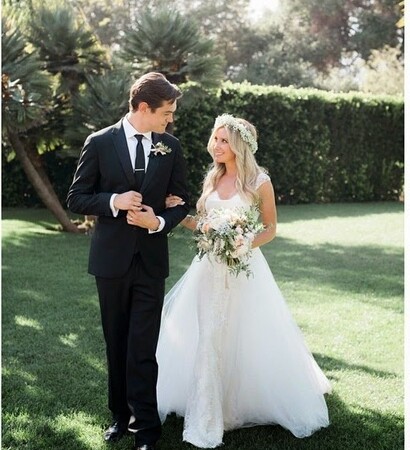 white dress, dress and lace