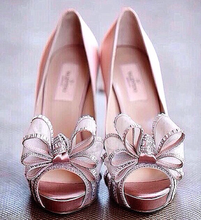 bow, Valentino and WANT!