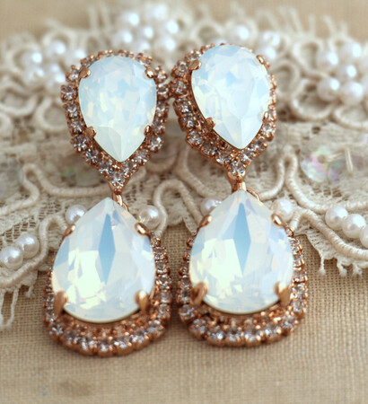 white wedding, sparkle in so cal contest and halo earrings