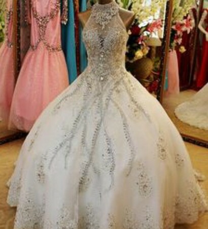 corse, cristal and wedding dress