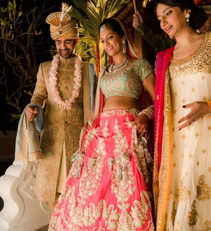 pink, dreeses and india