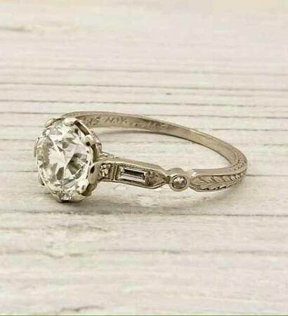 ring, vintage and diamond