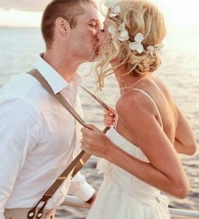 boho, flowercrown and kiss