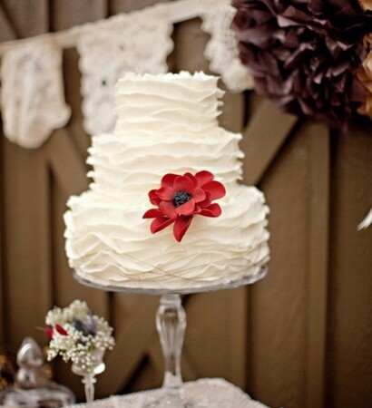 rustic wedding cake