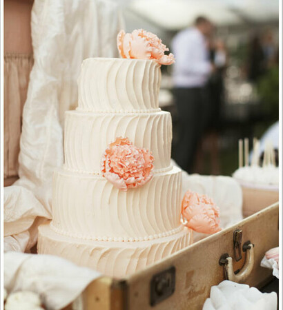 rustic wedding cake