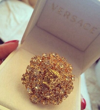 gold, luxury and girls