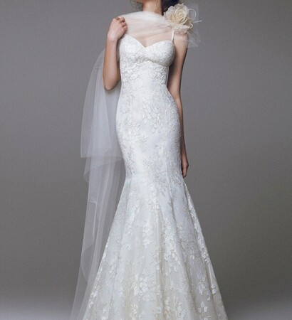 Blumarine, lace and wedding dresses