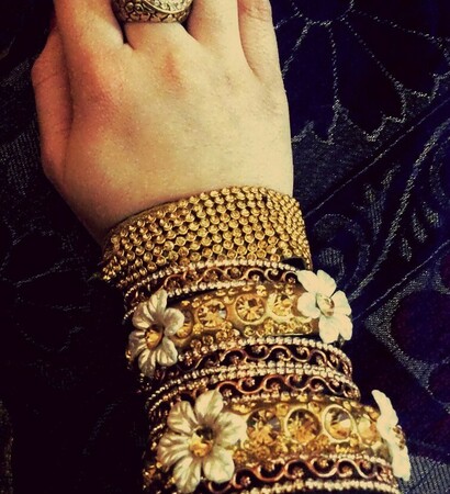 ring, lovely and hand