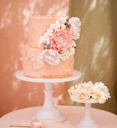 wedding cake, peach cake and peach wedding cake