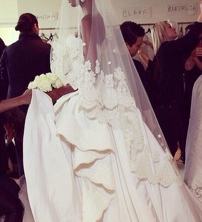 follow me, style and white dresses