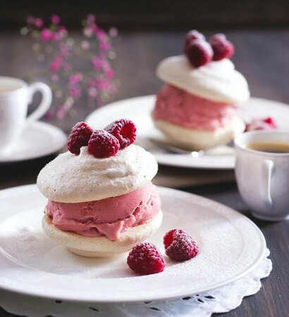 dessert, macarons and ice cream