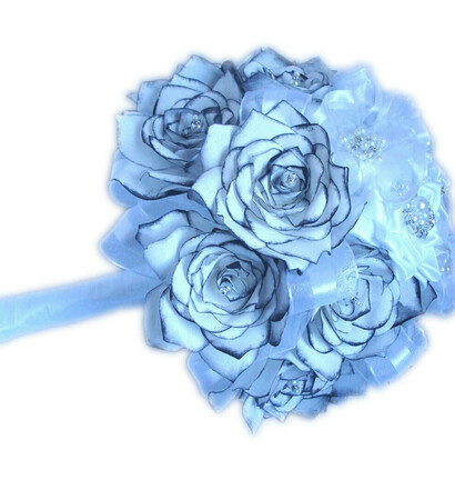 fake flower bouquet, white wedding bouquet and brooch bouquet