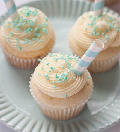 vanilla, buttercream and cupcake