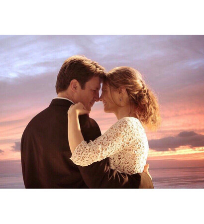 stana katic, castle and love story
