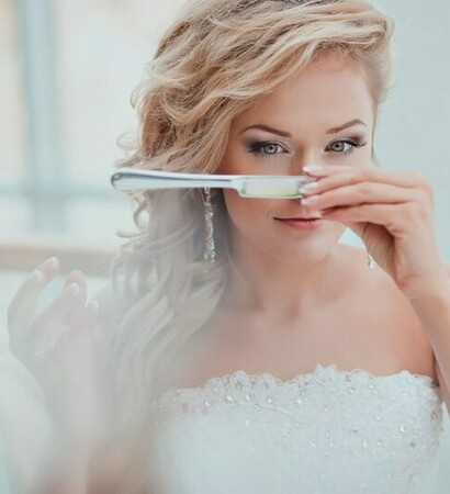 witnesses, bride groom and bridal bouquet