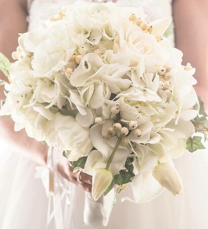 white, flowers and wedding flowers