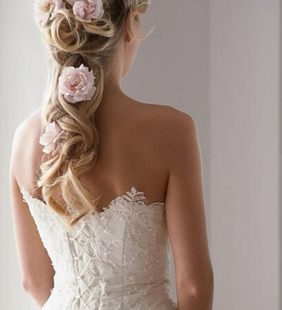 lace, curls and gorgeous