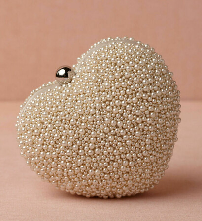 clutch, beauty and fashion