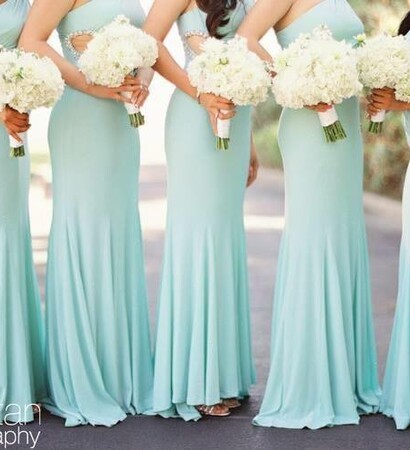 lightblue, roses and maid of honor
