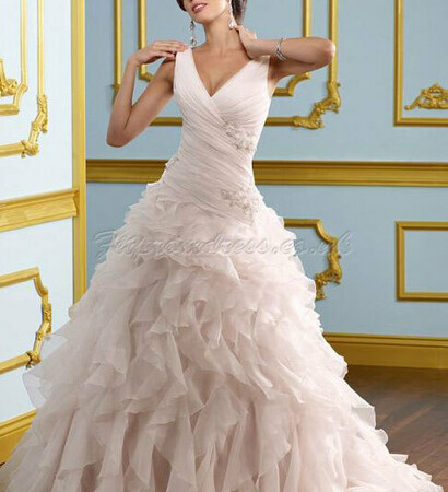 wedding dress, sleeveless and underarm