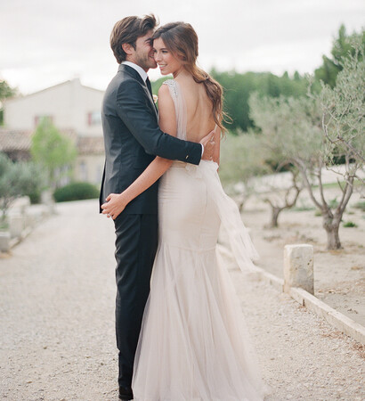 cute couple, provence wedding and gregfinck.com