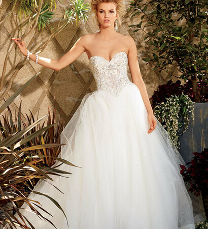 eve of milady and wedding dress