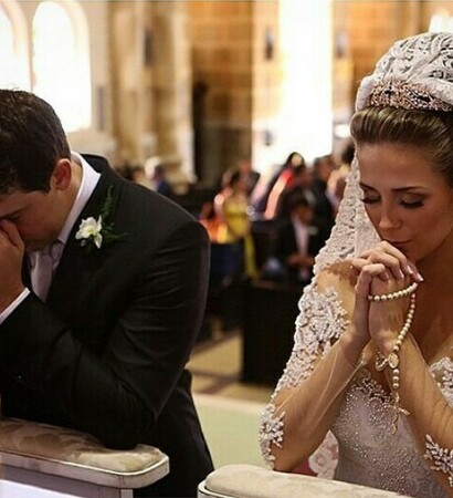 Christ, pray and groom