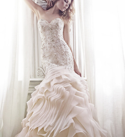 bridal dress and en