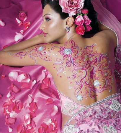 tatoo, henne and woman