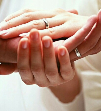 man, vow and rings