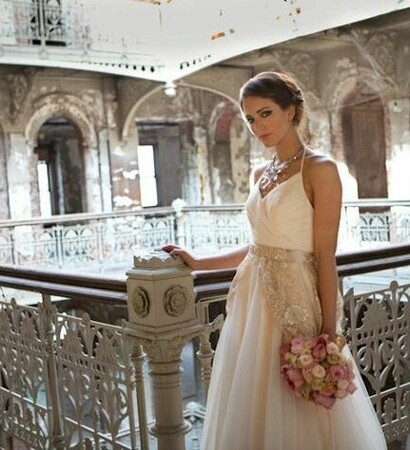 wedding hairstyles, old house and wedding hairstyle