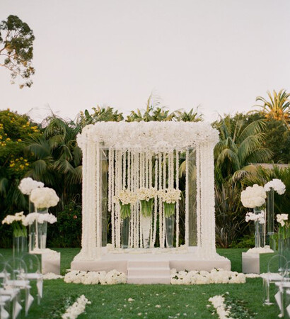 white, weddings and flowers