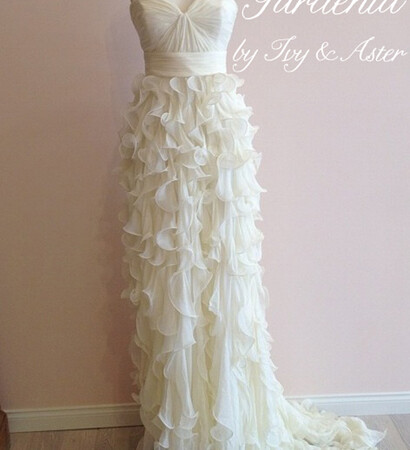 Dream, fashionable and frilly