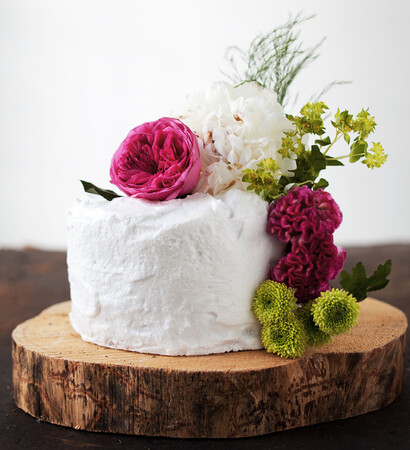 cake, big cake and flowers