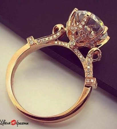 rings, romantic and luxury