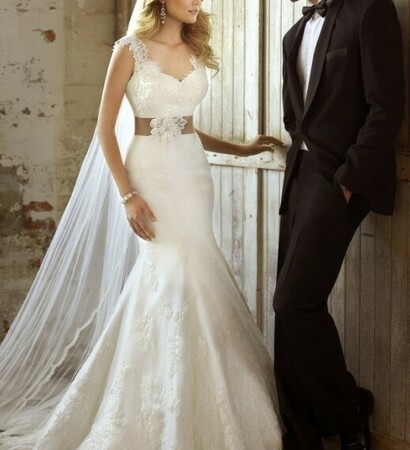mermaid wedding dress, girl and wedding photo