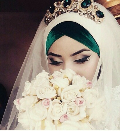 caucasion, kafkaz and hijab